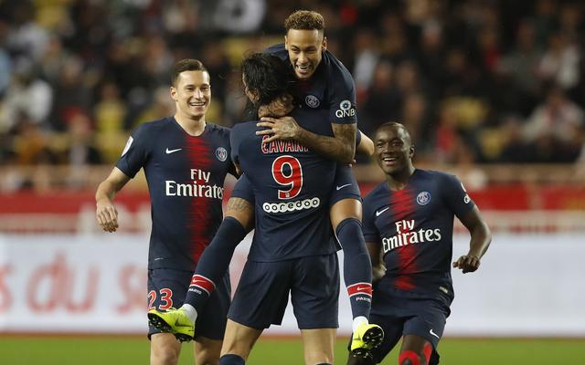 半场：纳什维尔2-0迈阿密国际，乔希-鲍尔破门，瑟里奇点射